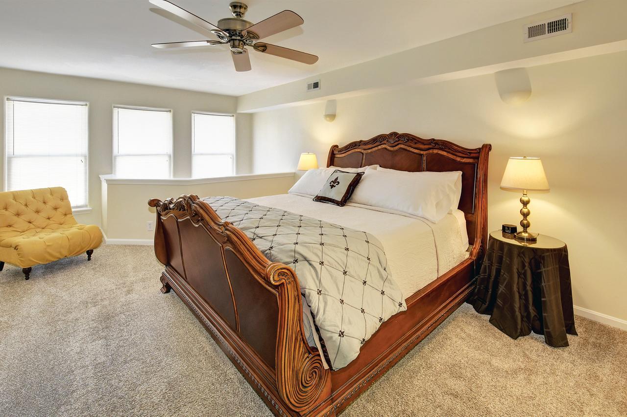 Restaurant Row Townhouse 2 King Bedrooms Louisville Buitenkant foto